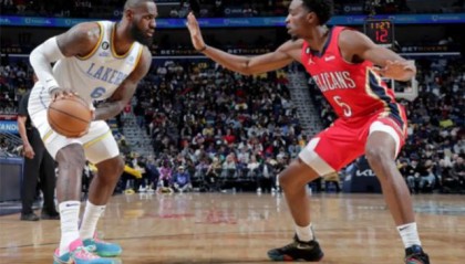 爱游戏官网-5连客下半场体能崩溃 关键卡位战湖人惨遭逆转