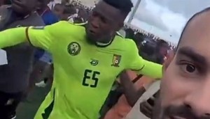 屡遭不顺！奥纳纳在喀麦隆输球后遭丢水瓶，又被曼联放弃转战土超